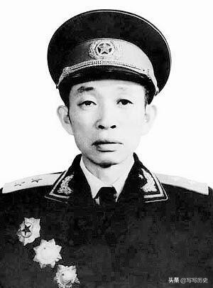 淮海戰役期間，中野、華野各縱隊的司令員和政委都是誰？