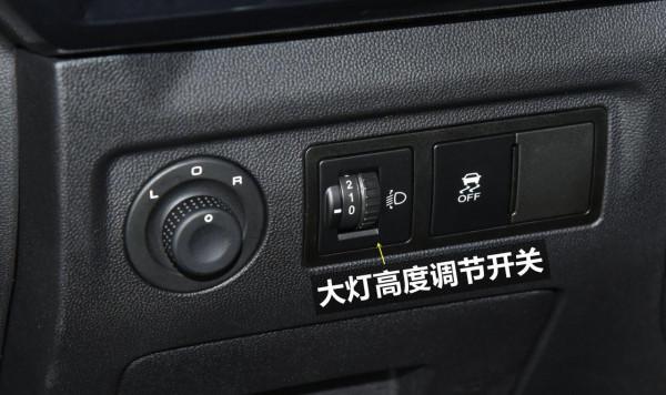 五菱星辰配置解讀，五菱銀標首款緊湊型SUV，實力表現如何