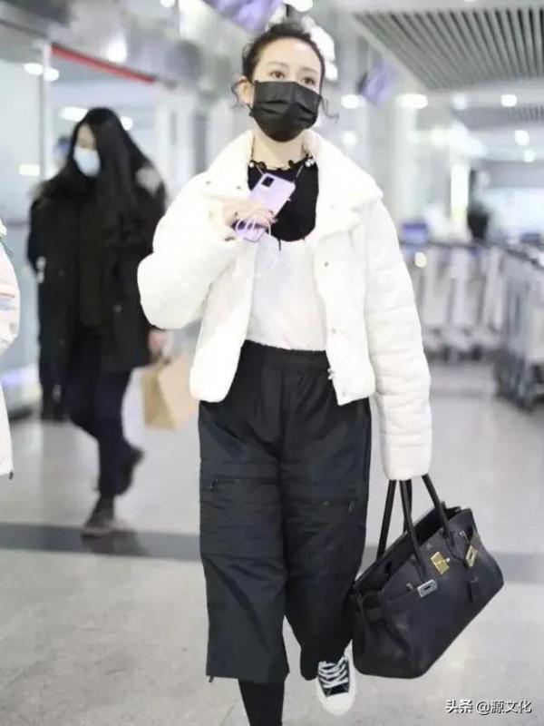 王鷗太任性了，褲子粗得像&OpenCurlyDoubleQuote;水桶&rdquo;也照樣穿