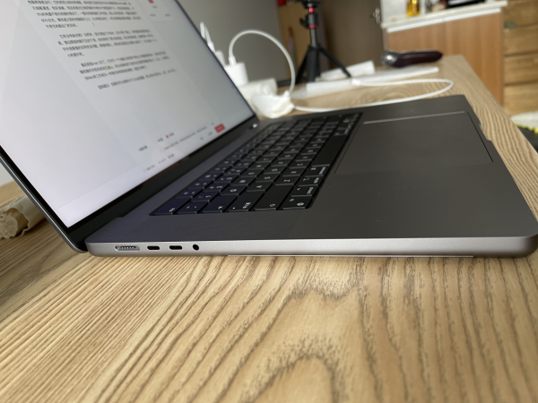 2021款16寸MacBook Pro體驗五天後,除了厚重其它都是優點 2021款16寸MacBook Pro體驗五天後,除了厚重其它都是優點