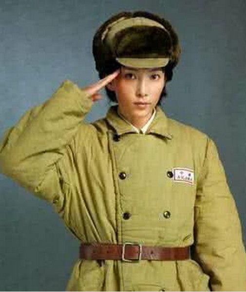 7位“沒有脂粉氣”的女星,個個英姿颯爽,這才是軍人該有的樣子 7位“沒有脂粉氣”的女星,個個英姿颯爽,這才是軍人該有的樣子