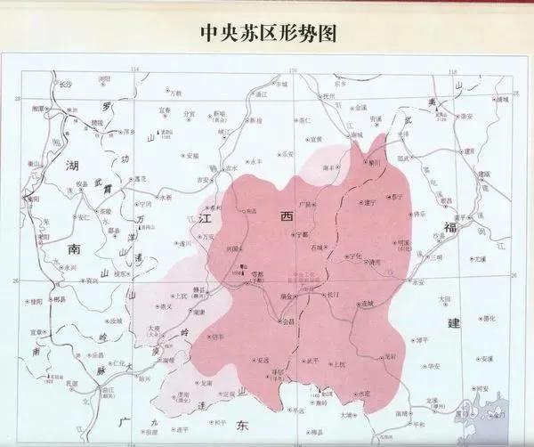 紅軍二萬五千里長徵，源於一個乞丐提供的絕密情報，關係紅軍命運