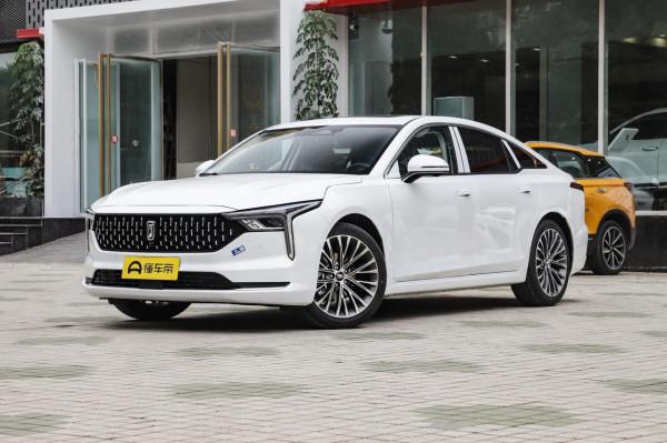 奔騰B70 2021款1.5T自動馭享型上車評測體驗如何? 奔騰B70 2021款1.5T自動馭享型上車評測體驗如何?