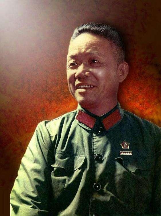 40軍加強團和瓊崖縱隊會師,馮白駒熱淚盈眶:等你們23年了 40軍加強團和瓊崖縱隊會師,馮白駒熱淚盈眶:等你們23年了