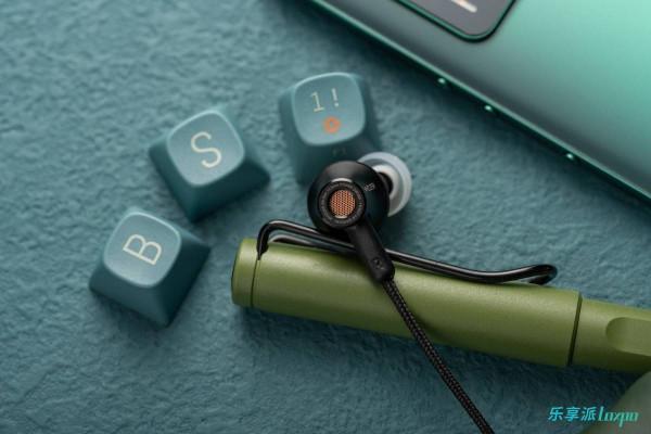 「迷走反射 . 簡評*3」威澤BS1耳塞、 DA1小尾巴 和 HE03D耳塞