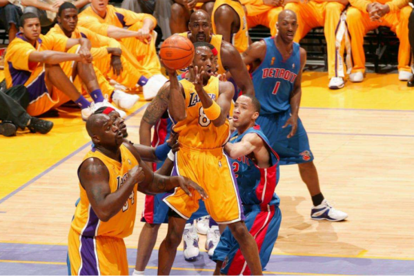 太陽完勝湖人，段冉：楊老師覺得太陽會奪冠嗎？楊毅：不會，不能