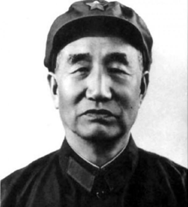 徐向前傳奇一生,為國為民不為家,臨終前的三個遺願令人肅然起敬 徐向前傳奇一生,為國為民不為家,臨終前的三個遺願令人肅然起敬