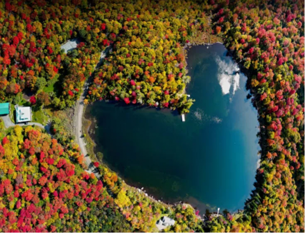加拿大這些地方，被大自然雕刻成了愛的形狀