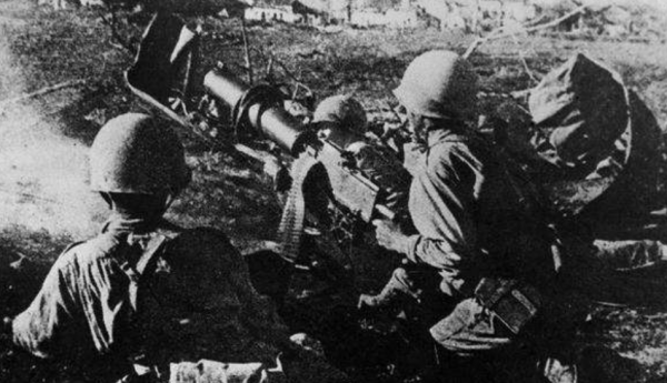 雲南村民採藥發現兩個大油桶，裡面裝滿軍人屍骸，平均年齡才20歲