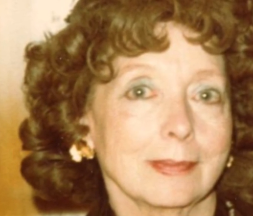 79年美國18歲女孩身中29刀遇害，父子警察調查39年憑血跡抓到真兇