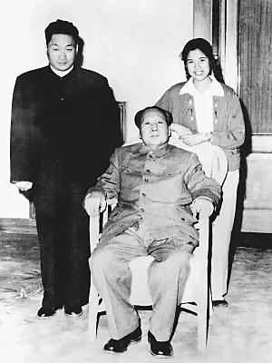 縱橫五千年只有毛主席才讓我們過上了今天的好日子