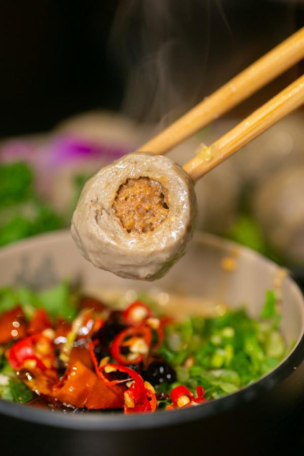 秋天抵禦寒冷的“秘密武器”！（煙囪銅鍋涮肉）