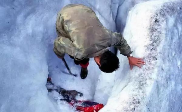 中日17位登山隊員遇難,7年後發現日記,遇難者死前過程充滿詭異 中日17位登山隊員遇難,7年後發現日記,遇難者死前過程充滿詭異