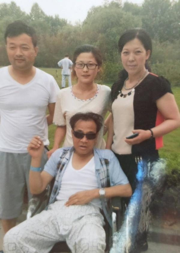 59歲“討吃調”一哥腦溢血突逝！因情事遭挖雙眼，一生充滿悲劇