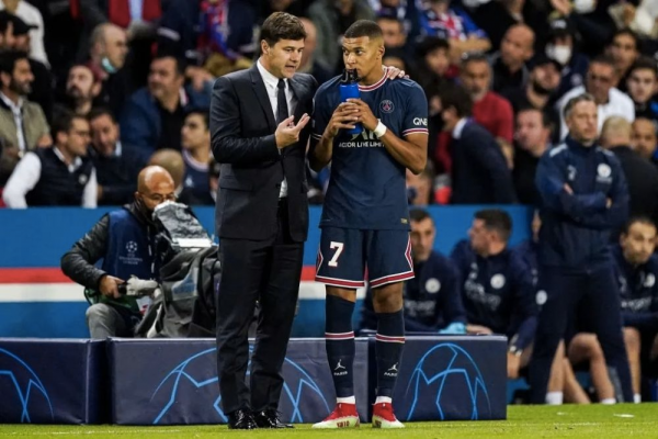 教完C羅，教梅西？巴黎教頭波切洛蒂無限接近曼聯