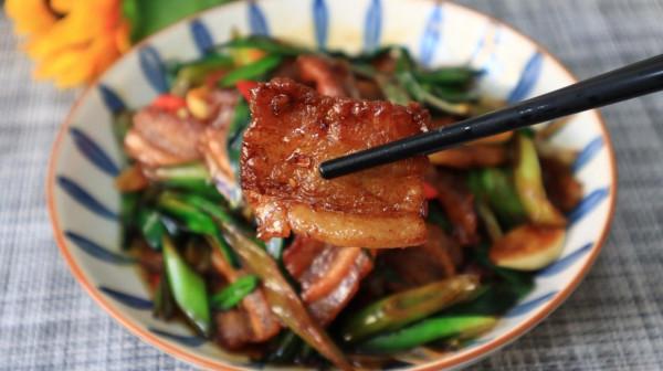 20塊錢做3道菜,葷素搭配好吃又解饞,老公說:看來米飯不夠吃了 20塊錢做3道菜,葷素搭配好吃又解饞,老公說:看來米飯不夠吃了