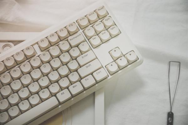 無線雙模,比男友更懂你,IKBC S300牛乳淺咖無線鍵盤 無線雙模,比男友更懂你,IKBC S300牛乳淺咖無線鍵盤