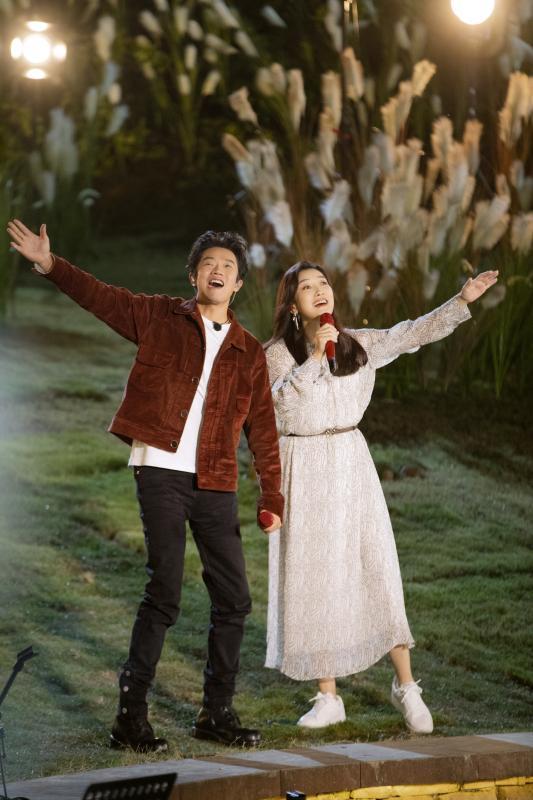 “左麟右李”組合加盟,《時光音樂會》演繹國民金曲 “左麟右李”組合加盟,《時光音樂會》演繹國民金曲