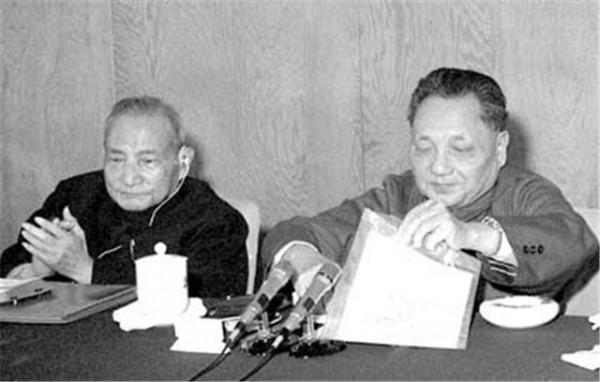 1976年9月9日,中國人民震驚之餘開始思考,中國向何處去? 1976年9月9日,中國人民震驚之餘開始思考,中國向何處去?