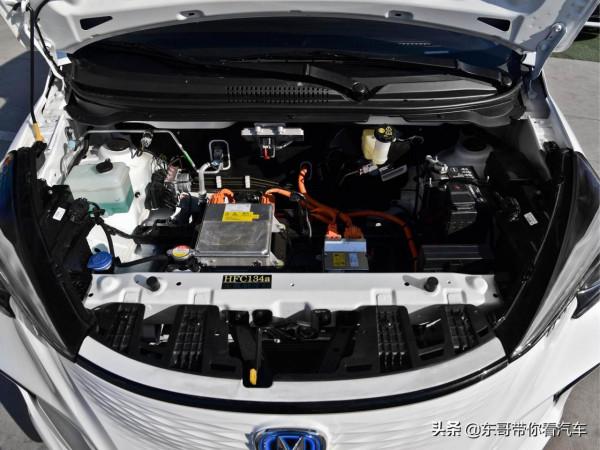 動力強不加油,低價高配高續航代步車,後排實用,實拍奔奔E-Star 動力強不加油,低價高配高續航代步車,後排實用,實拍奔奔E-Star