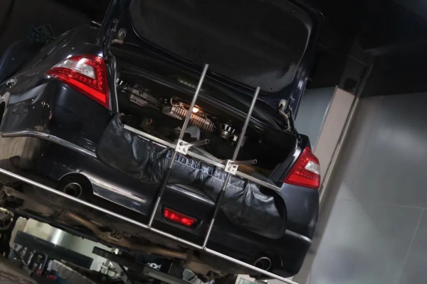 怪獸修車：翻新24萬公里的天籟公爵，底盤效能維修，專治實用派