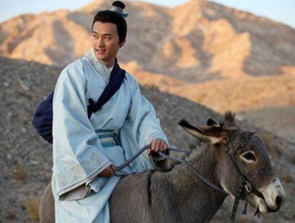 古時候進京趕考的考生，隨身攜帶有不少盤纏，為何山賊不搶他們？