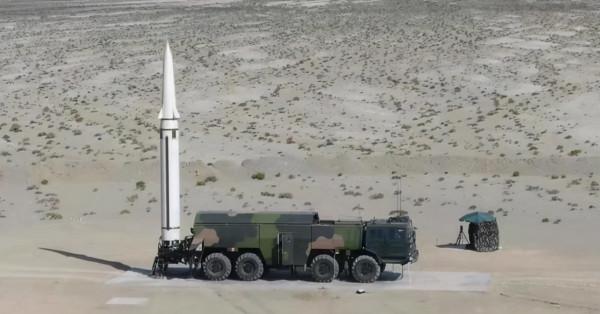 為何中國造出射程最遠的火箭炮卻不裝備？衛士-2D到底有多強？