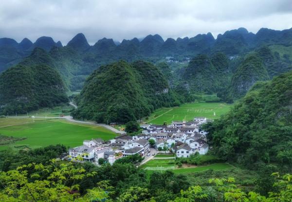 跑過關興公路嗎？說“自駕必去”，200公里我玩出了“貴州味道”