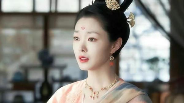 明明五官很一般,卻偏讓人覺得很美,這3位女星,都贏在氣韻上 明明五官很一般,卻偏讓人覺得很美,這3位女星,都贏在氣韻上