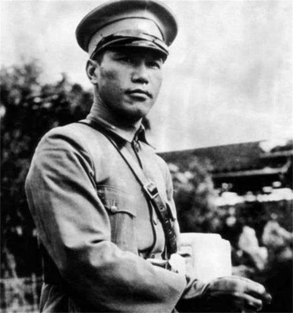 康生責備陳賡：當初你要是把蔣介石殺了，哪有今天？陳賡如何回應