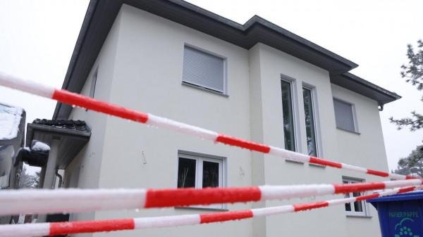 一張疫苗證明釀出一場滅門案,德國男子為此槍殺妻子與孩子後自殺 一張疫苗證明釀出一場滅門案,德國男子為此槍殺妻子與孩子後自殺