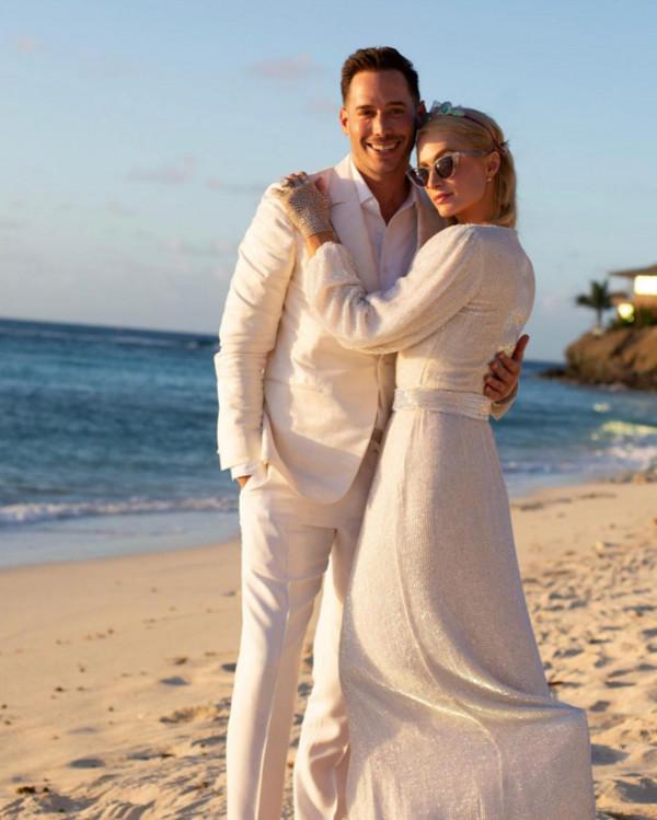 帕麗斯希爾頓要結婚了!將推出《戀愛中的帕里斯》,記錄戀愛歷程 帕麗斯希爾頓要結婚了!將推出《戀愛中的帕里斯》,記錄戀愛歷程