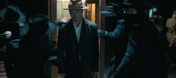 馬麗這身裝扮，我能get到片中反派對她垂涎欲滴的心態了