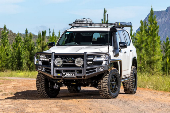 TJM推出改裝版豐田陸地巡洋艦300