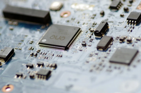 誰會是自動駕駛晶片之王？10問黑芝麻智慧楊宇欣