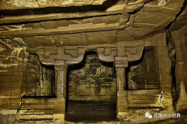 尋古蹟的蓮蓮:神秘洞穴 | 古郪國消逝後的郪江崖墓群 尋古蹟的蓮蓮:神秘洞穴 | 古郪國消逝後的郪江崖墓群