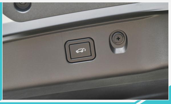 20英寸輪圈+主動安全系統 長安UNI-T買它最划算 20英寸輪圈+主動安全系統 長安UNI-T買它最划算