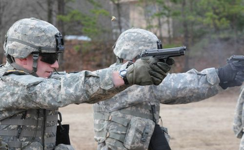 美軍現役制式單兵武器大合集——手槍篇