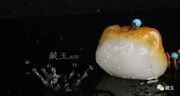 動輒幾百上千萬!這個時代,誰在囤和田玉? 動輒幾百上千萬!這個時代,誰在囤和田玉?