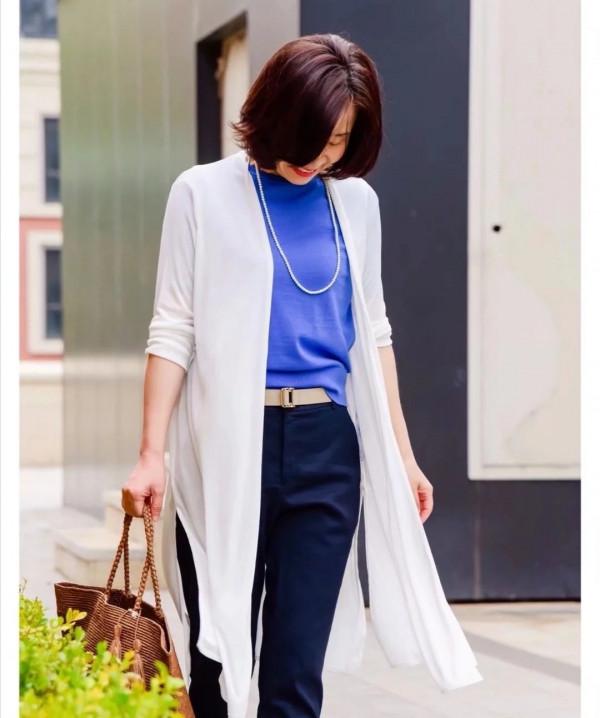 50歲女人拒絕“媽媽裝”,學學這幾位博主的穿搭,文藝優雅顯年輕 50歲女人拒絕“媽媽裝”,學學這幾位博主的穿搭,文藝優雅顯年輕