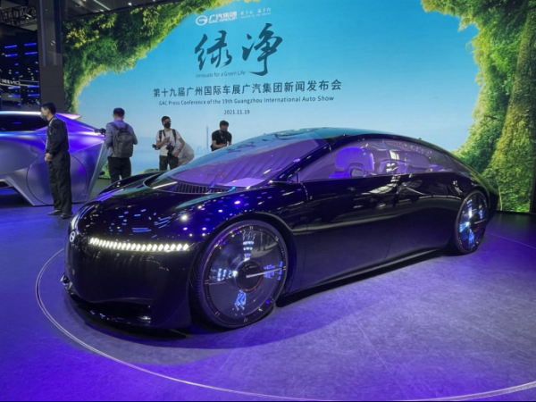 廣州車展:自動駕駛與低碳車“互抱”,繪未來出行新“輪廓” 廣州車展:自動駕駛與低碳車“互抱”,繪未來出行新“輪廓”