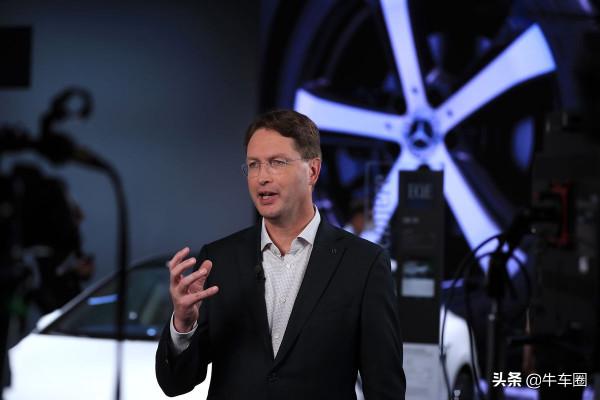 梅賽德斯轉向昂貴晶片以彌補短缺 梅賽德斯轉向昂貴晶片以彌補短缺