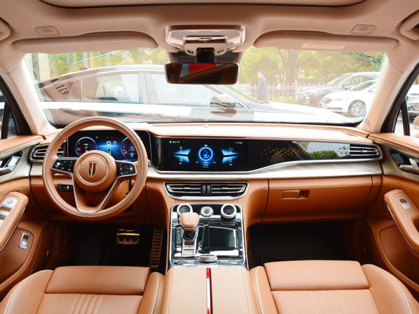 狹路相逢，勇者勝！英菲尼迪Q70對比紅旗H9，結果如何？