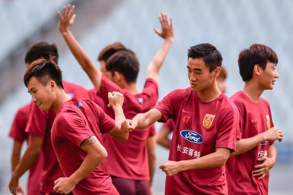 男籃和男足遇到的問題差不多，為什麼男籃總是能夠&OpenCurlyDoubleQuote;觸底反彈&rdquo;？