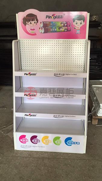 展櫃定製中金屬材料特點—行業資訊