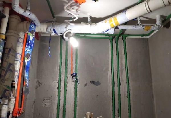 水電走頂,是裝修公司的“陷阱”,還是行業標準?聽聽工頭說的話 水電走頂,是裝修公司的“陷阱”,還是行業標準?聽聽工頭說的話