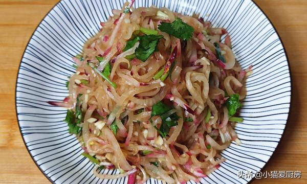 涼拌蘿蔔絲，很多人第一步就做錯了，教你正確做法，清脆爽口好吃