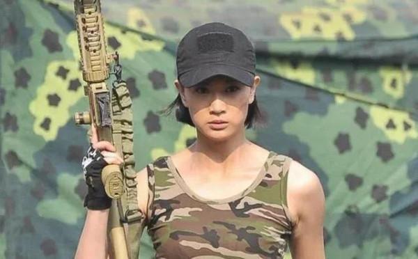 矯揉造作就別演軍旅劇了，這9位女星告訴你，什麼叫軍人那股勁兒