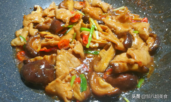 炒豬瘦肉，醃製時不要放料酒，牢記一個技巧，瘦肉不腥香味濃