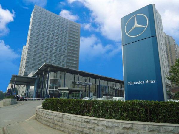 最高降1.87萬！賓士5款熱門車型宣佈官降，網友：開啟年末衝刺